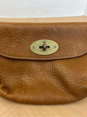 Leather Mulberry Turn-Lock cosmetic pouch Clutch